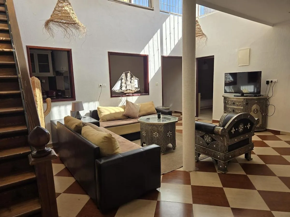 Roof Top Agadir 0*,  Marocko